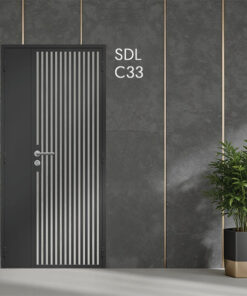 C33