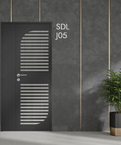 J05