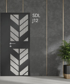 J12