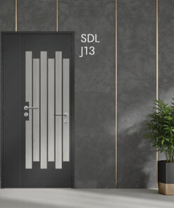 J13